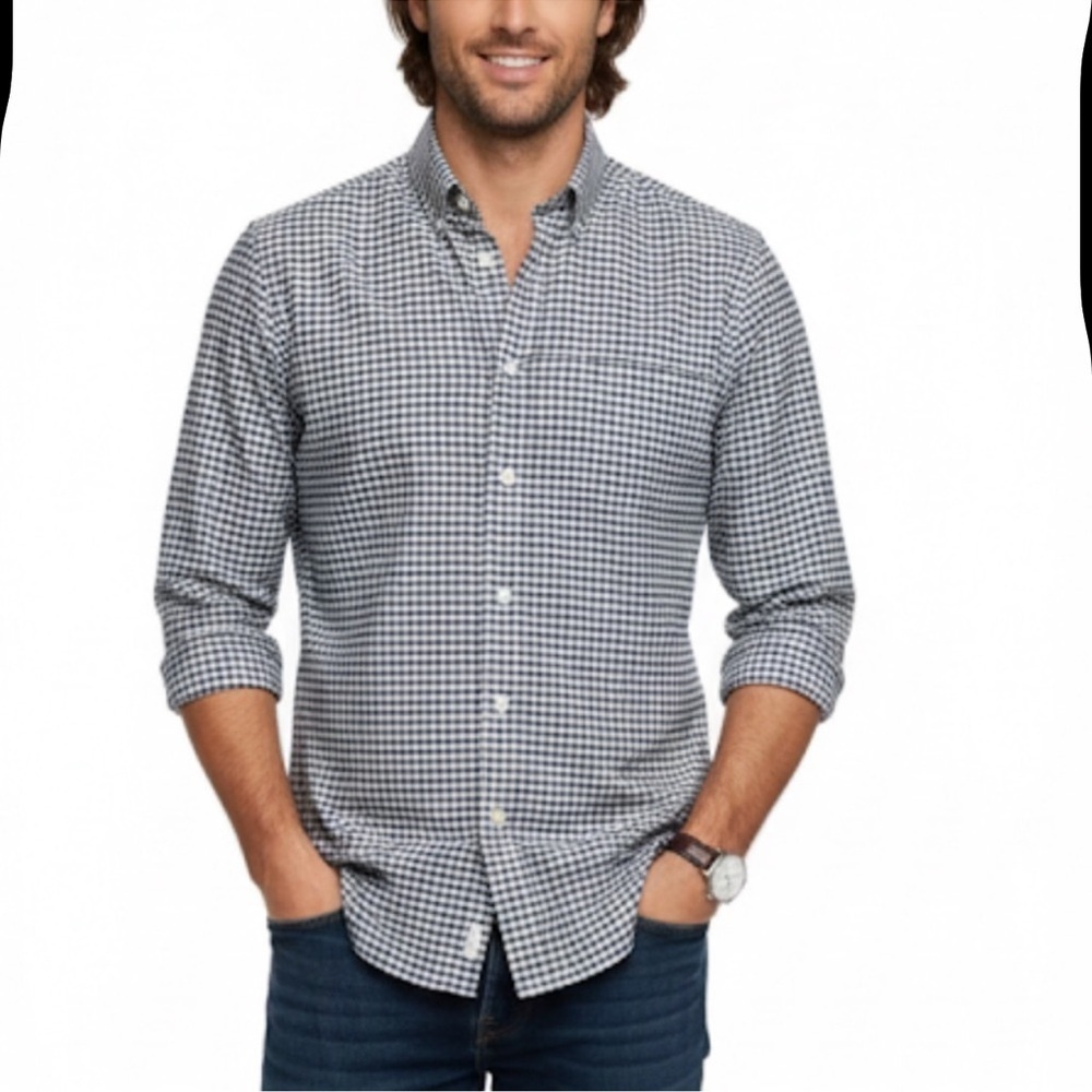 Stafford travel Men's navy and White Checkered Shirt size 16.5 Oxford